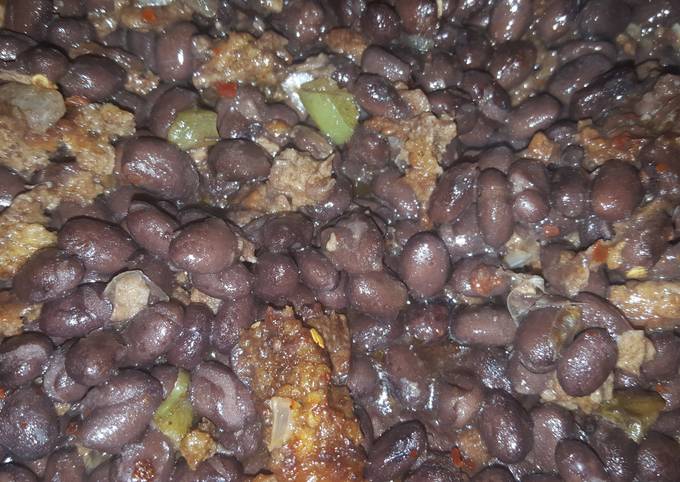 Recipe of Any-night-of-the-week Spicy black beans with meat