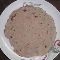 A picture of Jowari ki roti.