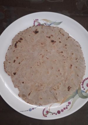 A picture of Jowari ki roti.