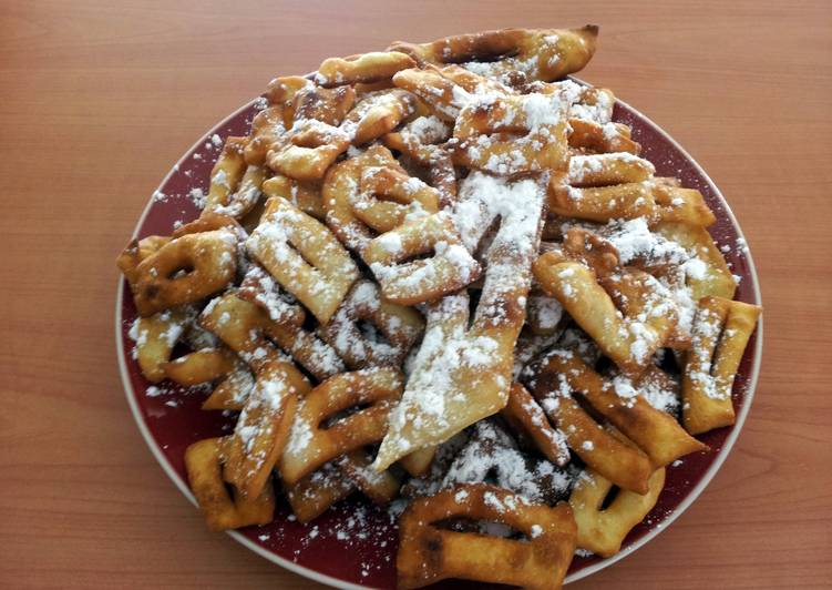 Steps to Make Homemade Crostoli