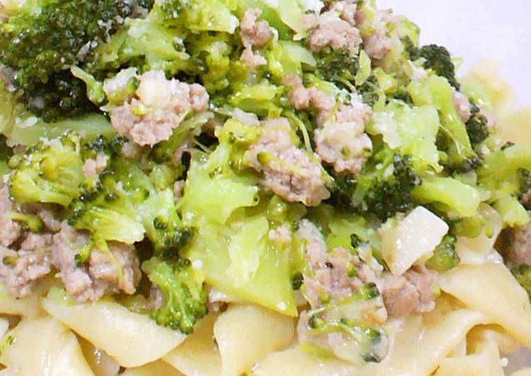 Broccoli and Chicken Soup Pasta