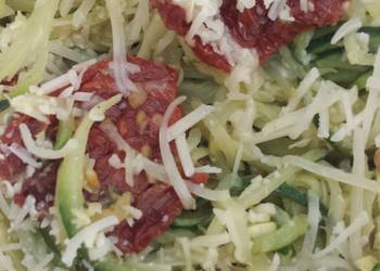 Ultimate, Prepare Zucchini and squash pasta with pesto and sun dried tomatos Delicious Nutritious Ultimate, Prepare Zucchini and squash pasta with pesto and sun dried tomatos Delicious Nutritious
