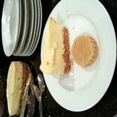 A picture of 6 ingredient cheesecake for beginners.