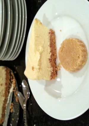 A picture of 6 ingredient cheesecake for beginners.