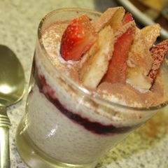 A picture of CHIA PUDDINGS.