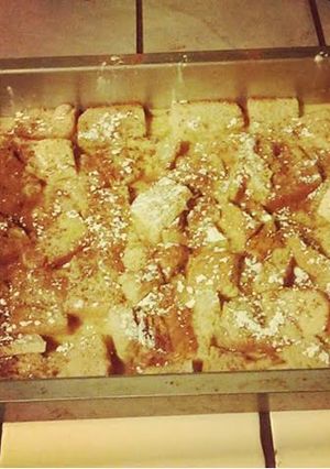 A picture of Frechtoast casserole.