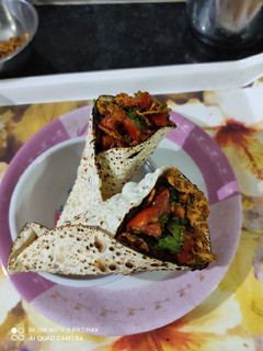 પાપડ કોન ચાટ (Papad Cone Chat Recipe In Gujarati) રેસીપી મુખ્ય ફોટો