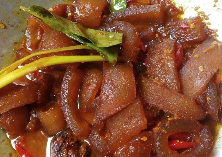 How to Cook Tasty Oseng Kikil Pedas