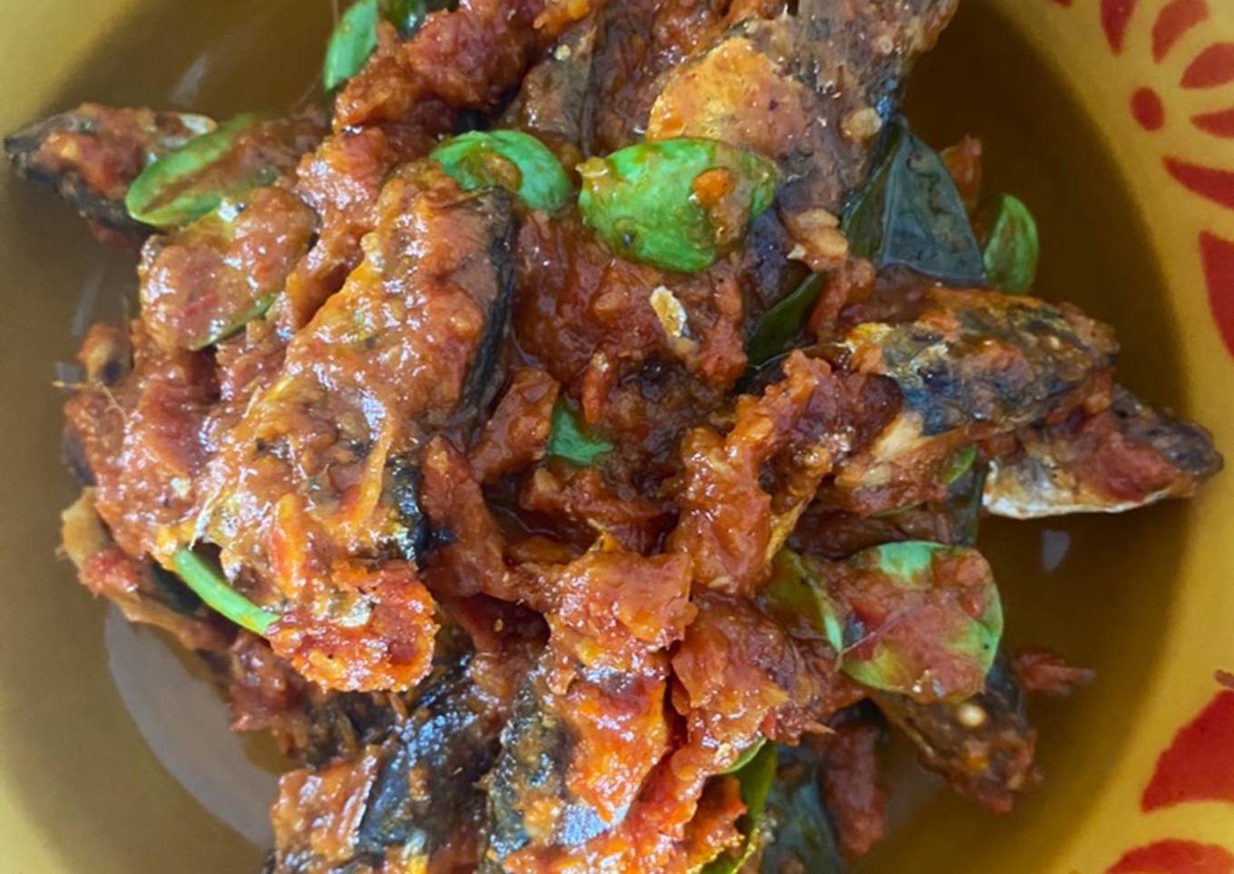 Balado ikan cue (pindang/ikan asin)
