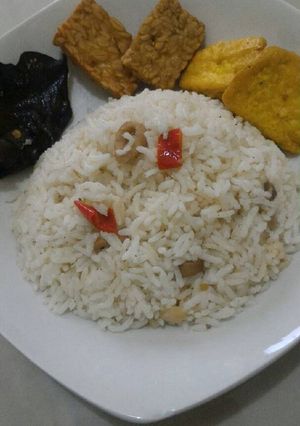 Foto resep Nasi Liwet asin cumi