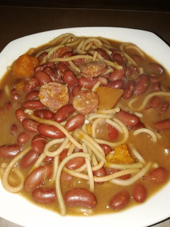 Una foto de Porotos con riendas 🇨🇱