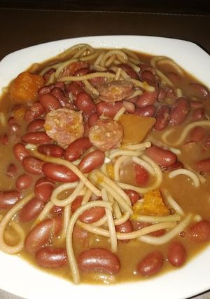 Una foto de Porotos con riendas 🇨🇱