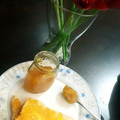 A picture of Mango marmalade.