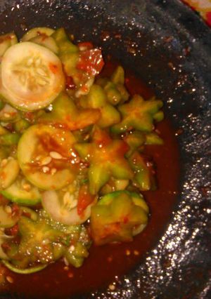 Foto resep Rujak ulek belimbing mentimun