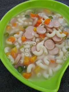 Foto resep Sup makaroni sosis