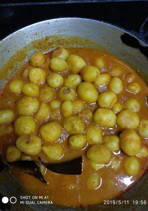 A picture of Dum Aaloo.