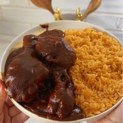 A picture of Chicken Mole.
