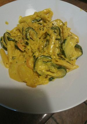Foto principal de Pasta con salsa de curry