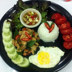A picture of Stir Fried Chicken With Hot Basils.