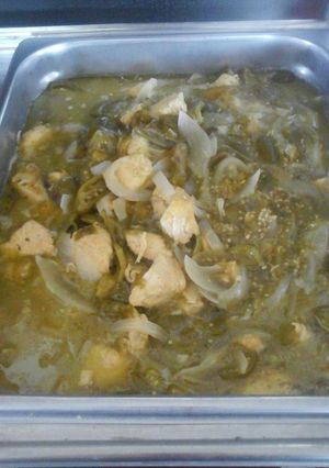 Una foto de Pollo Entomatado
