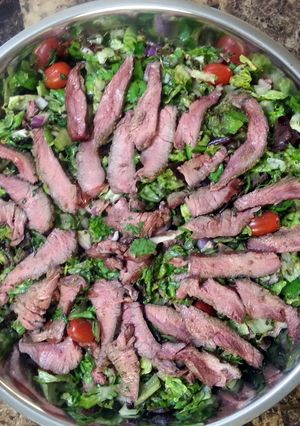 A picture of Thia Beef Salad.