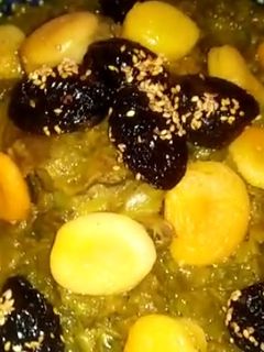 صورة لوصفة اللحم بالبرقوق والمشماش معسل