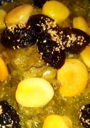 صورة لوصفة اللحم بالبرقوق والمشماش معسل