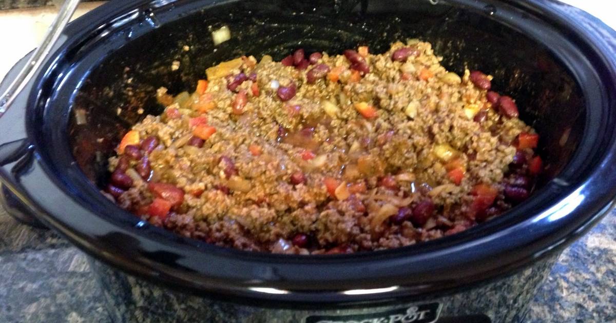Crock Pot Beef Chili Recipe by Tracy Johnston - Cookpad