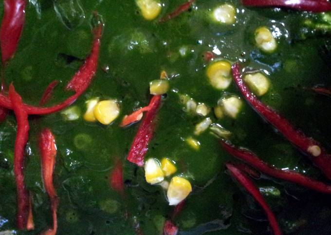 How to Prepare Quick Spinach with cottage cheese and sweet corn