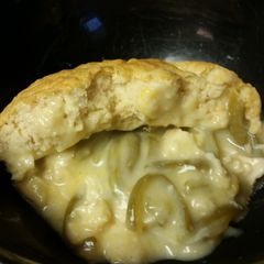 A picture of Chicken Puff Bake.