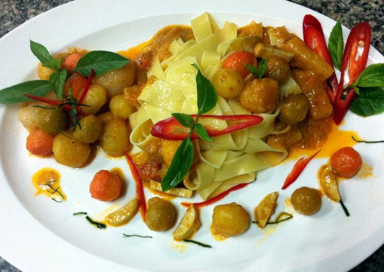 Monday Fresh Tagliatelle In Sweet Potato Red Curry Sauce