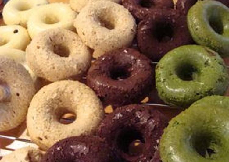 Tasty And Delicious of Authentic &#39;Mister Doughnuts&#39; Baked Doughnuts