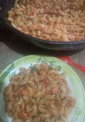 A picture of Hara lehsan macaroni.