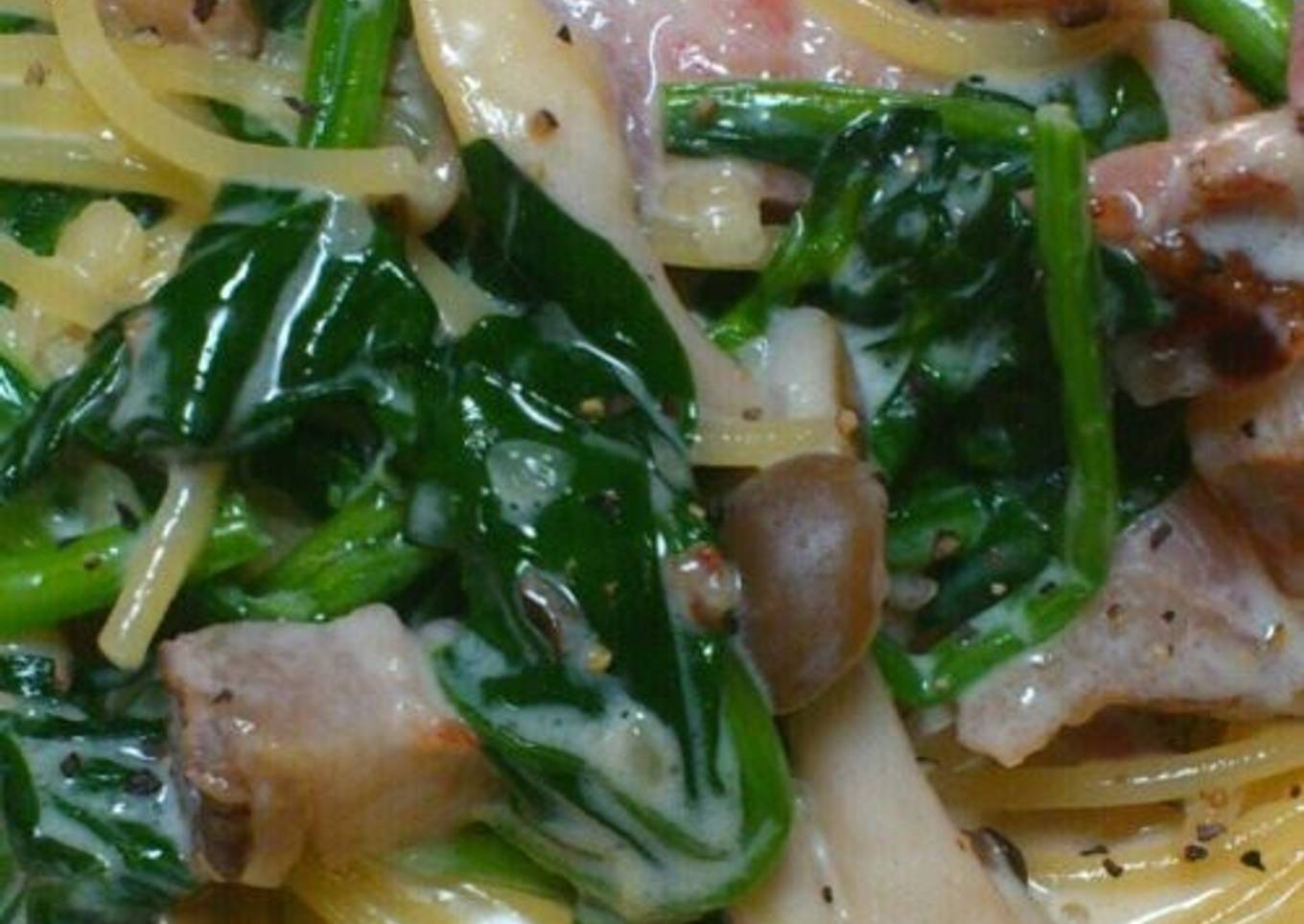 Spinach and Bacon Cream Pasta