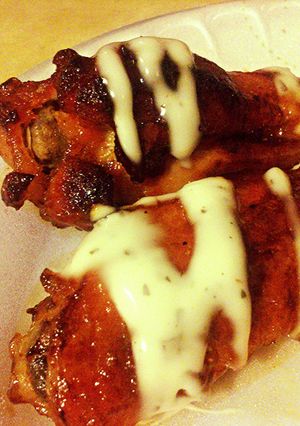 A picture of Honey Sriracha Wings.