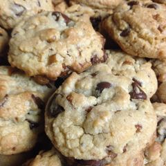 A picture of Ultimate Chocolate Chip Cookies.