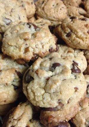 A picture of Ultimate Chocolate Chip Cookies.
