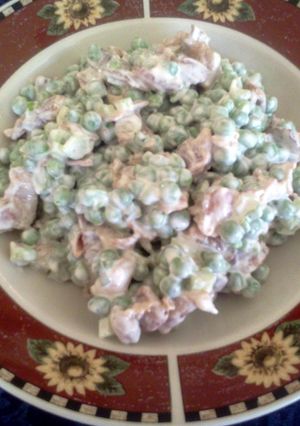 A picture of Pea Salad.