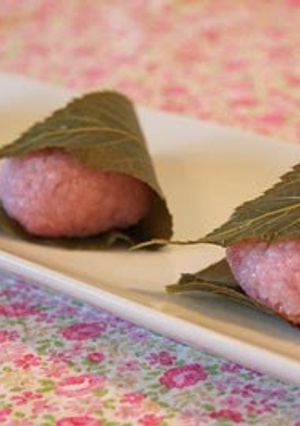 A picture of Easy Sakura Mochi (Domyoji) Using A Microwave Steaming Container.