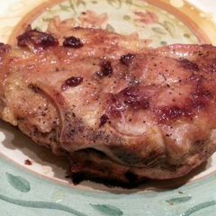 A picture of Bomb pork chops.