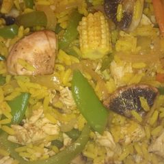 Healthy chicken and rice stirfry A picture of Healthy chicken and rice stirfry.