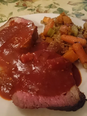 Recipe Slow-Cooked Roast Beef with Red Sauce the Delicious Can spoil the tongue