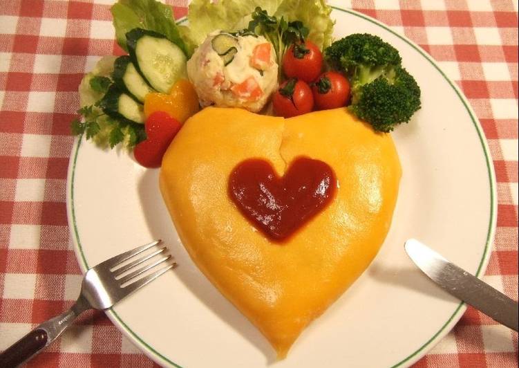 Easiest Way to Prepare Any-night-of-the-week Easy Heart-Shaped Rice Omelette Made In A Rice Cooker