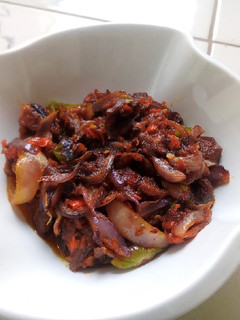 A picture of Beef Sauce.