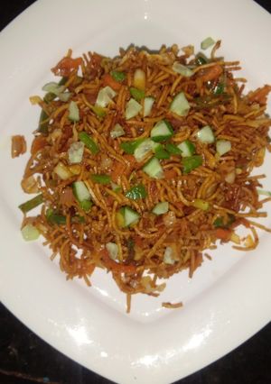 A picture of Chinese Bhel.