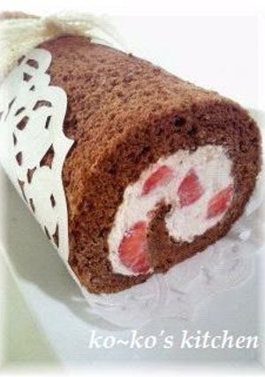 A picture of Fluffy Chocolate Roll Cake.