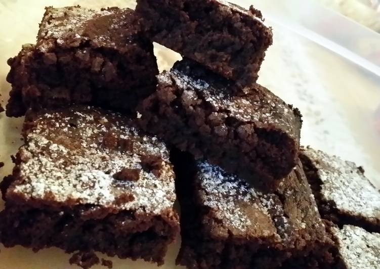 Step-by-Step Guide to Prepare Homemade fudgy deep dish brownie
