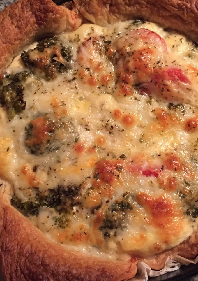 Una foto de Quiché de brocoli y calabacín 