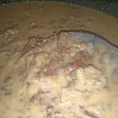 A picture of Crock pot bacon cheeseburger soup.
