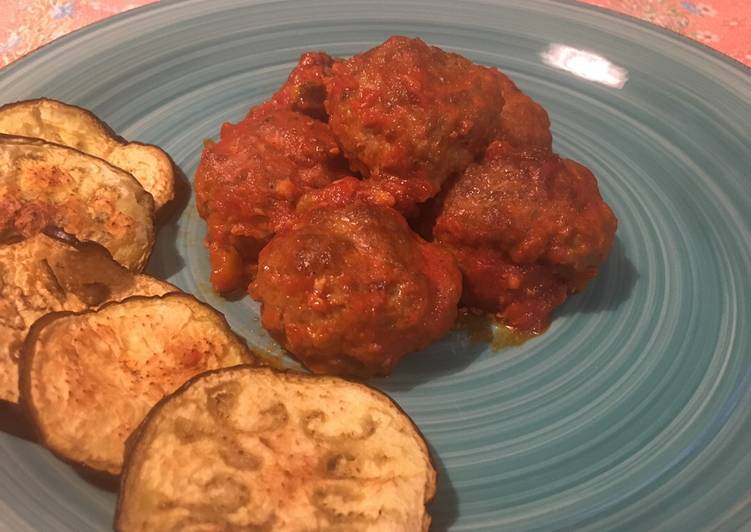 Polpette di carne al sugo - prima in forno poi in padella!